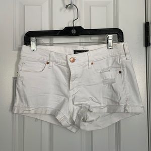 Abercrombie 2” inseam white jean shorts; size 26